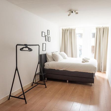 Canal View Apartment Amsterdam Ngoại thất bức ảnh
