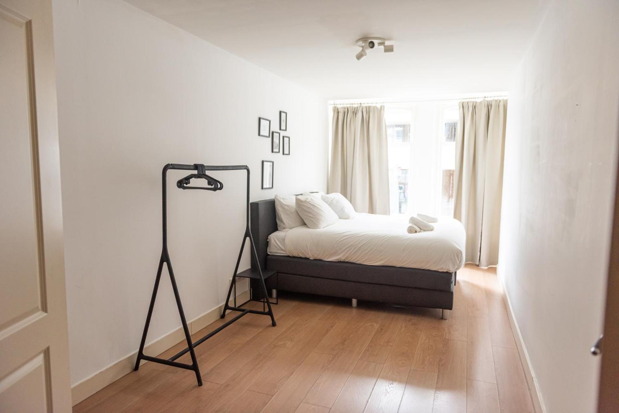 Canal View Apartment Amsterdam Ngoại thất bức ảnh